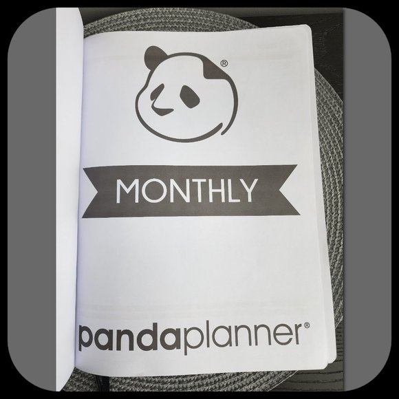 PANDA PLANNER || Non-Dated 12-Month, Weekly, Daily - Picture 4 of 15